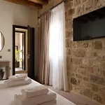 San Antonio Luxury Apartments, Medieval Town Appartement