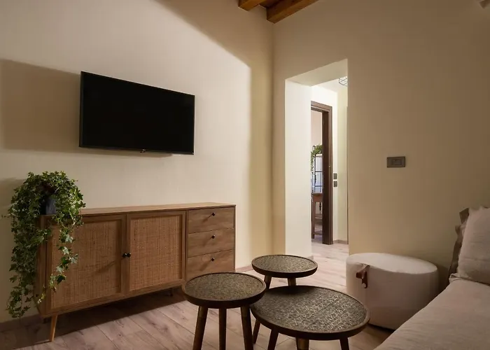 San Antonio Luxury Apartments, Medieval Town