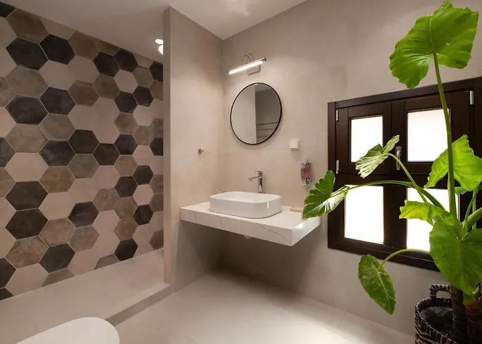 San Antonio Luxury Apartments, Medieval Town 아파트 *